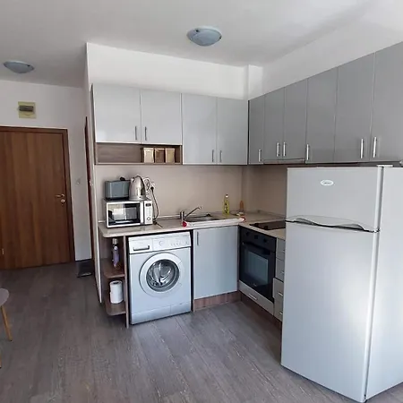 Sunny Day 6 , Sunny Beach, 3-стаен *